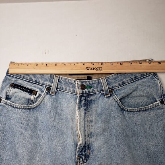 Vintage Tommy Hilfiger Jeans Mens 34x30 Blue Relaxed Fit Light Wash Faded Y2K - Picture 4 of 16